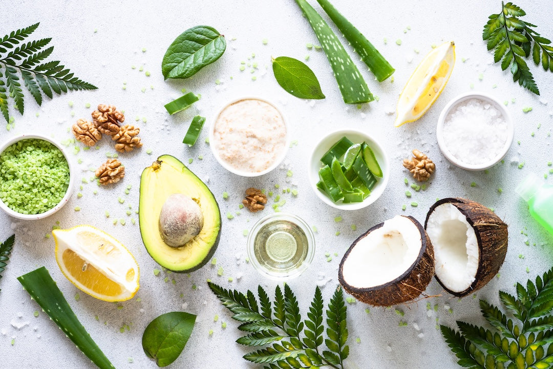 Soins naturels vs soins chimiques : lequel choisir pour votre peau ?